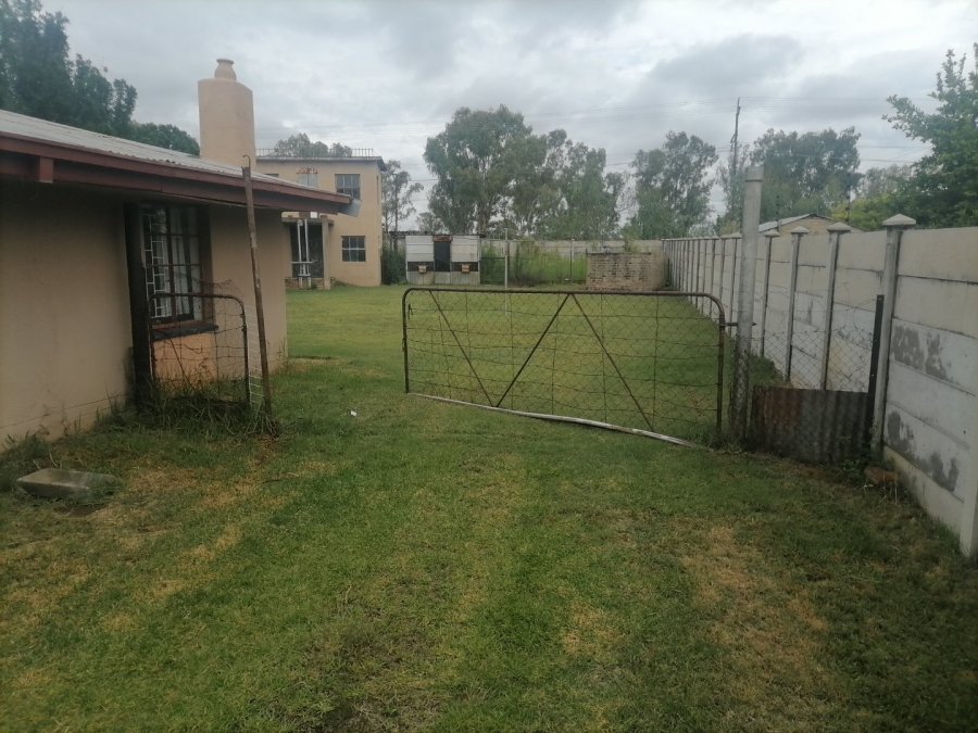 4 Bedroom Property for Sale in Leeudoringstad North West